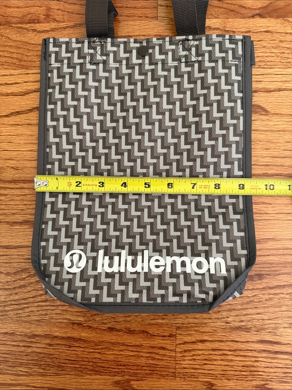 lululemon athletica Gray Geometric Tote - Picture 2 of 4